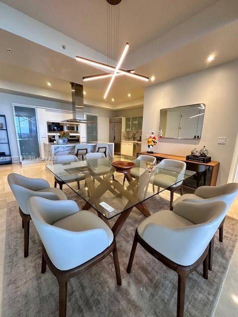 Sunny Isles Beach, FL 33160,18201 Collins Ave #4004