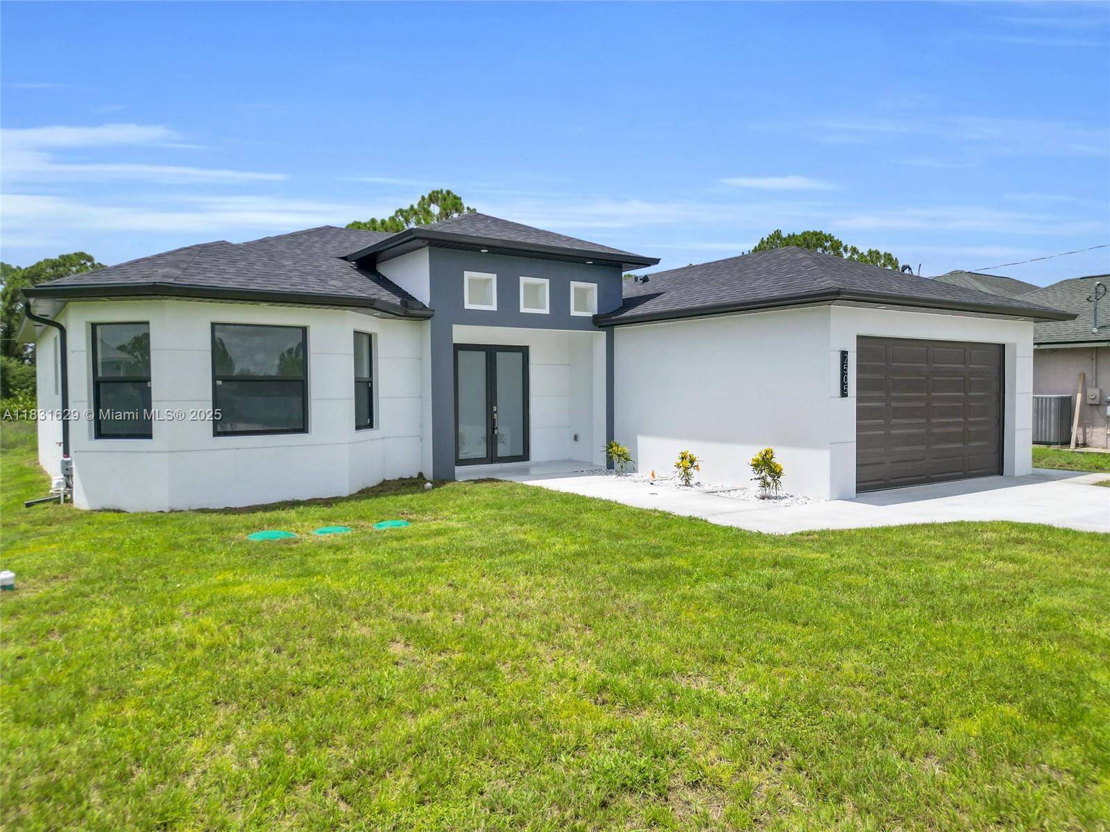 Lehigh Acres, FL 33976,2505 40TH