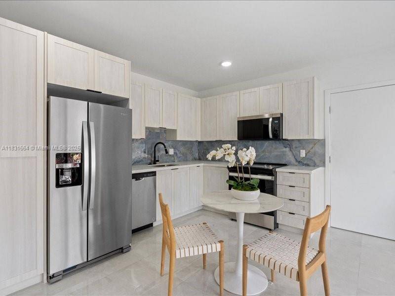 Homestead, FL 33032,14577 SW 262 ST