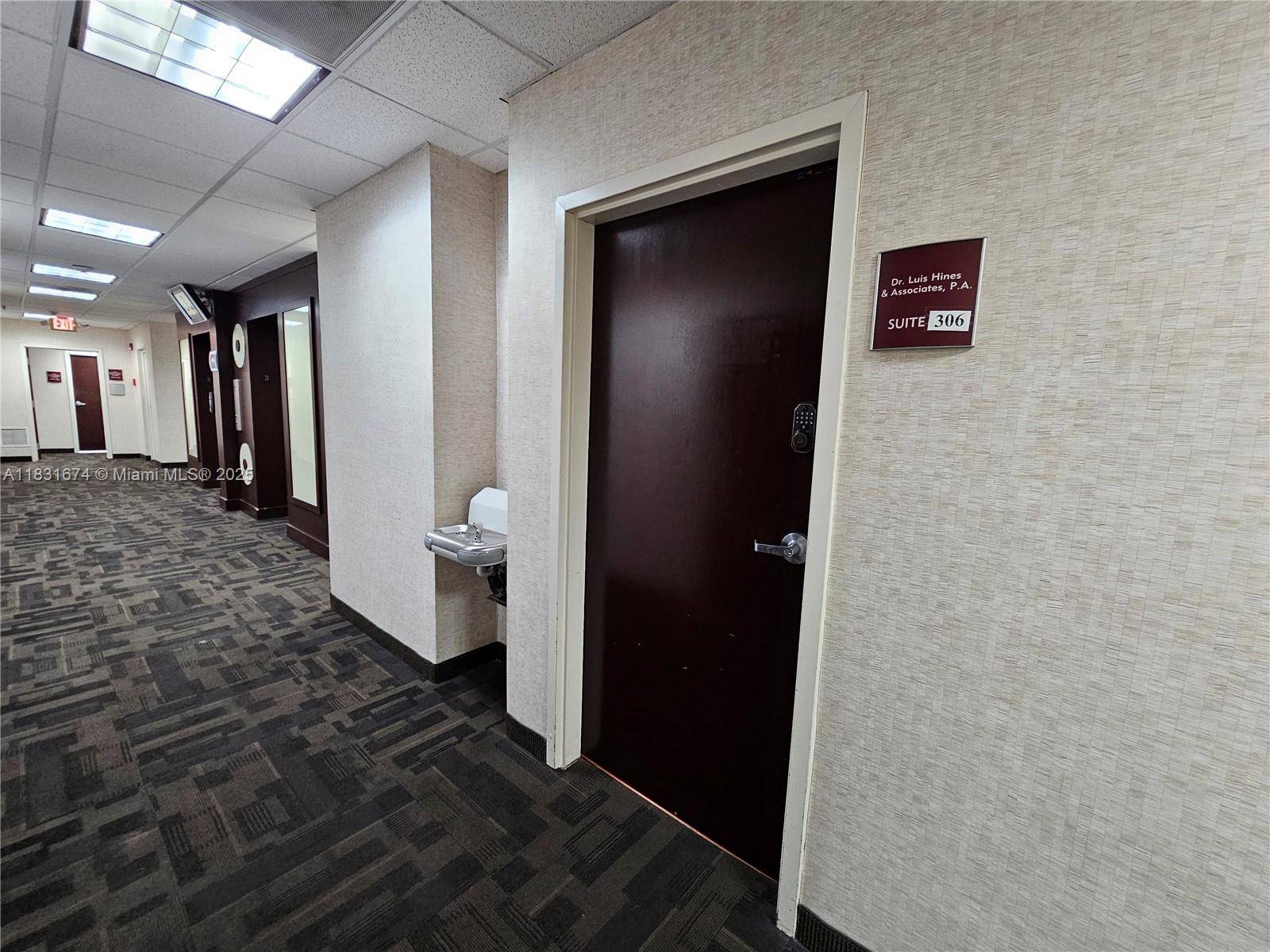 North Miami, FL 33181,12550 Biscayne Blvd #306