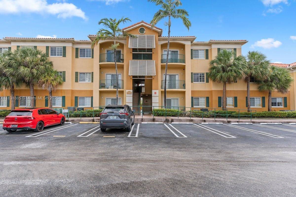 Doral, FL 33178,7330 NW 114th Ave #307-5