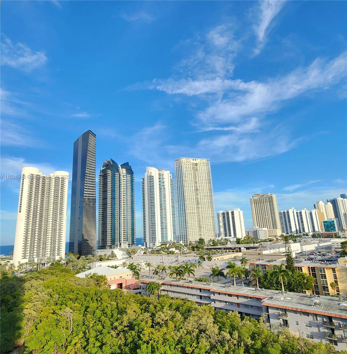 Sunny Isles Beach, FL 33160,230 174th St #1218