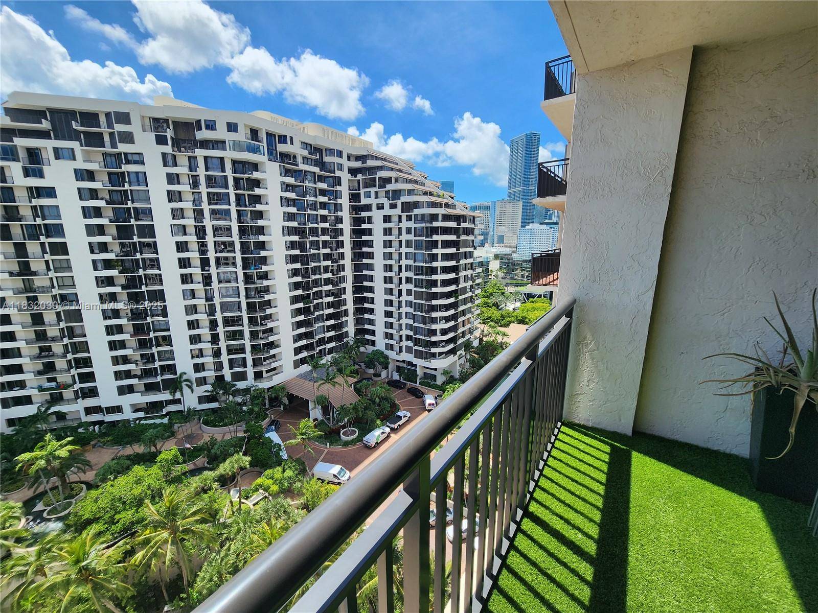 Miami, FL 33131,540 Brickell Key Dr #1603
