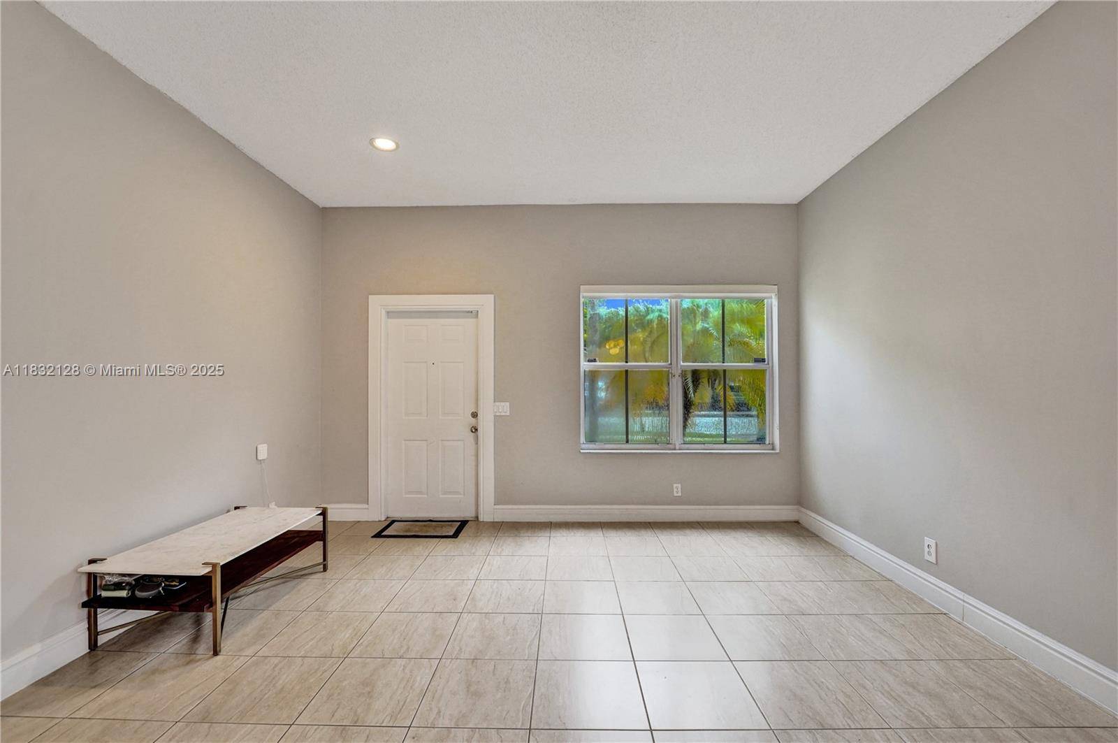 Weston, FL 33327,930 W Bluewood Ter