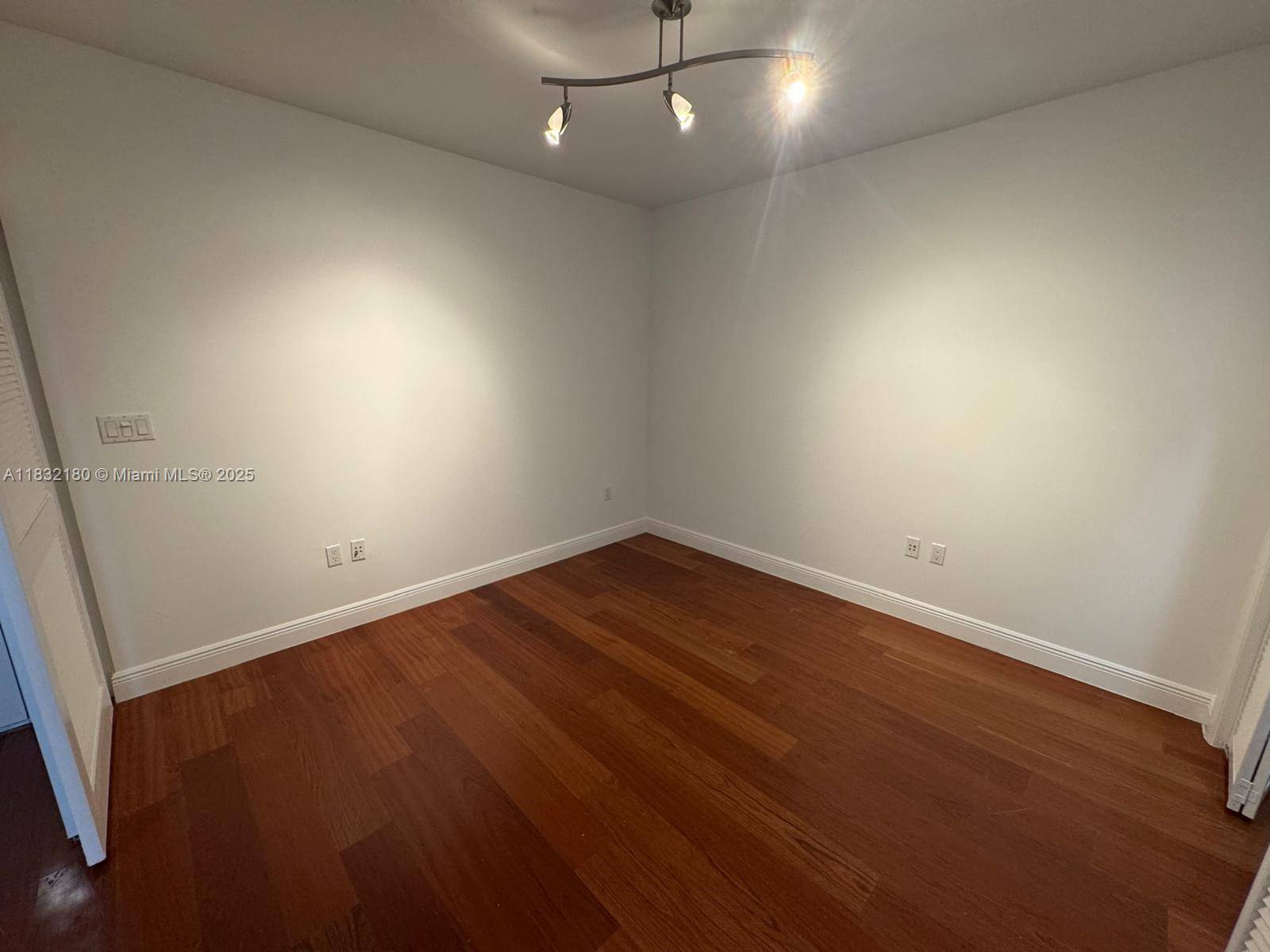 Hallandale Beach, FL 33009,1830 S Ocean Dr #1409