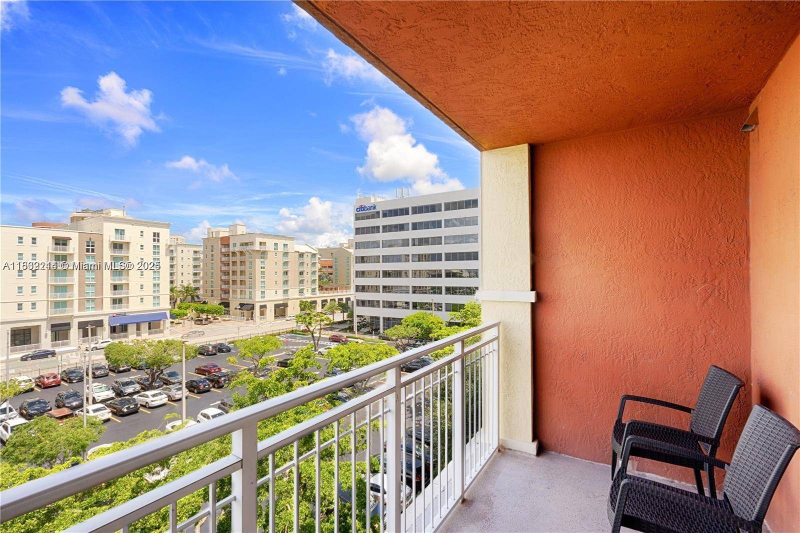 Miami, FL 33156,7355 SW 89th St #523N