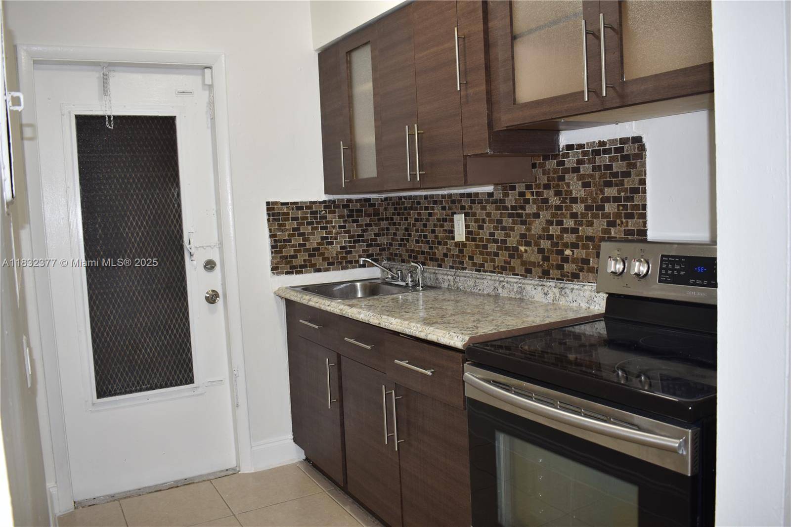 North Miami Beach, FL 33162,16851 NE 21st Ave #14