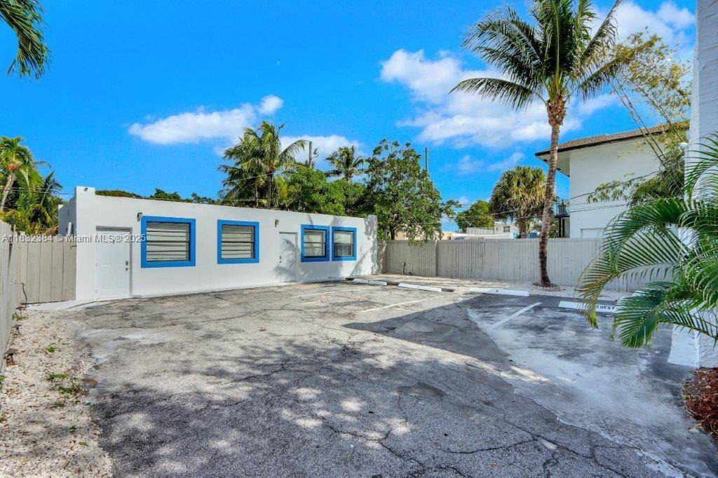 Fort Lauderdale, FL 33316,505 SE 20th St