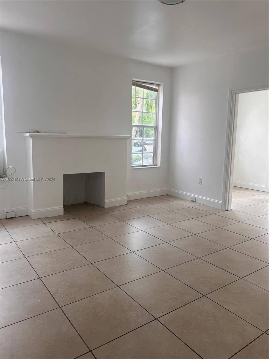Miami, FL 33137,143 NE 43rd St #1