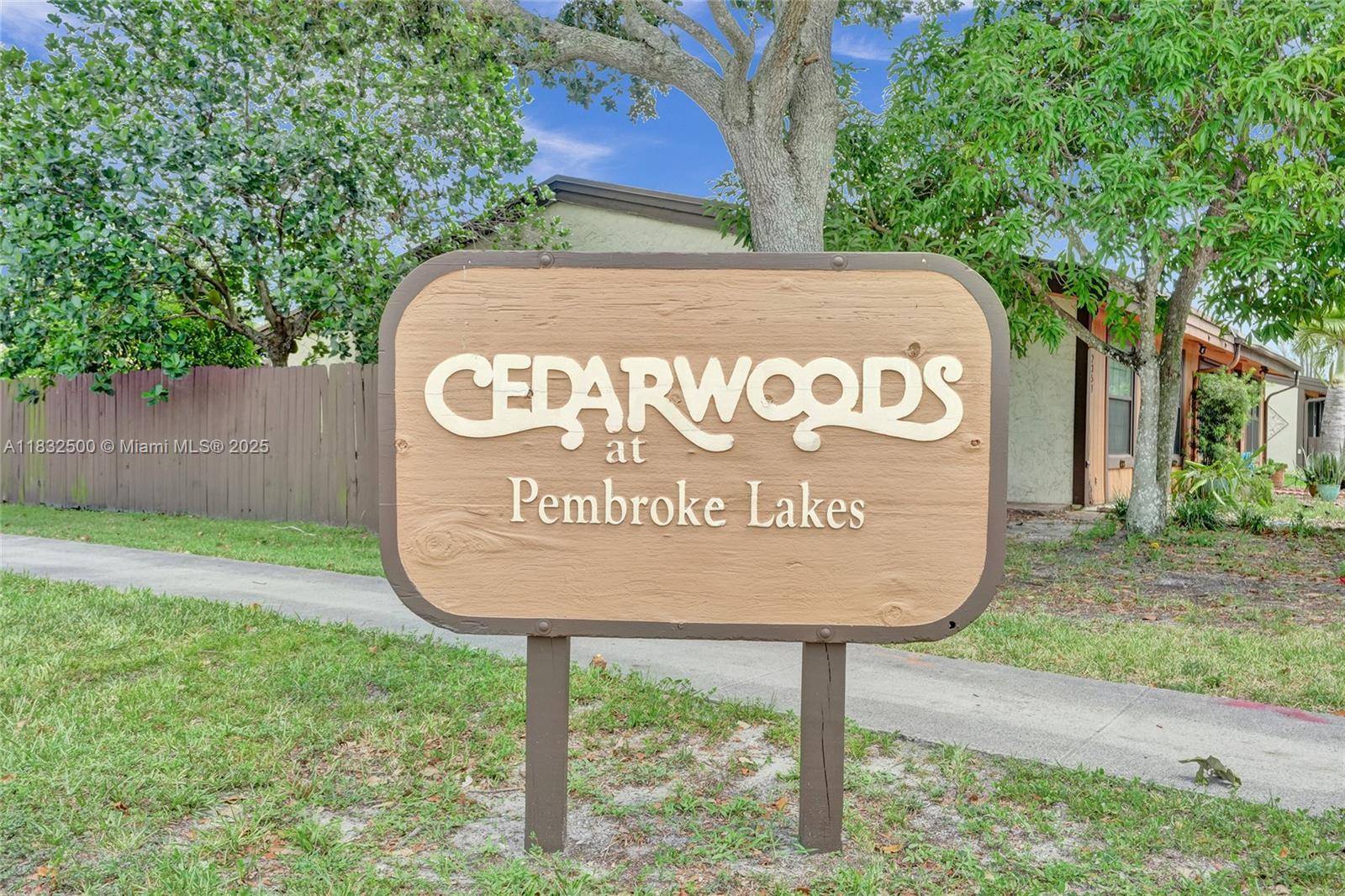 Pembroke Pines, FL 33026,2251 Dogwood Ct