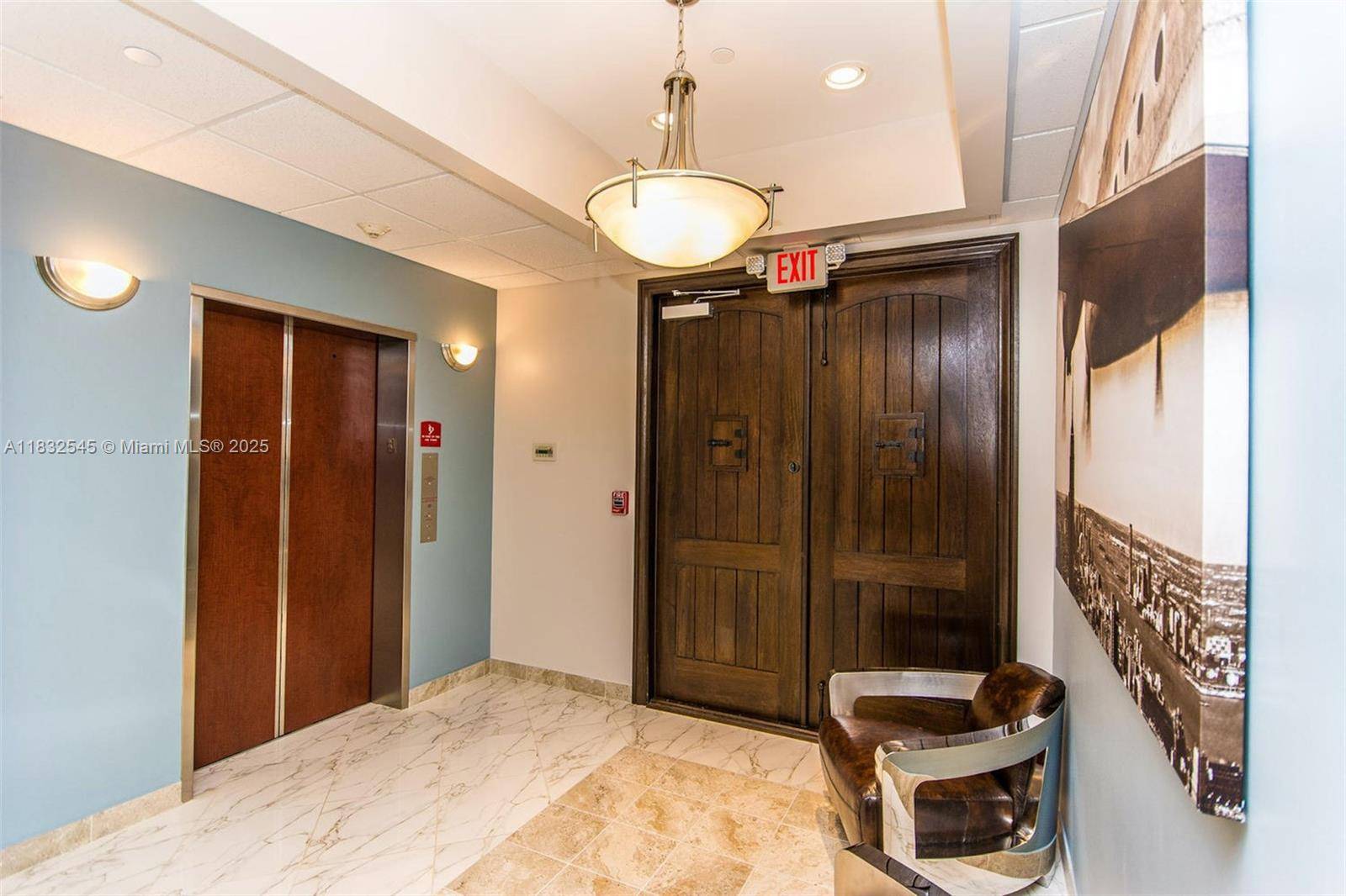 Weston, FL 33326,1555 Bonaventure Blvd #1008