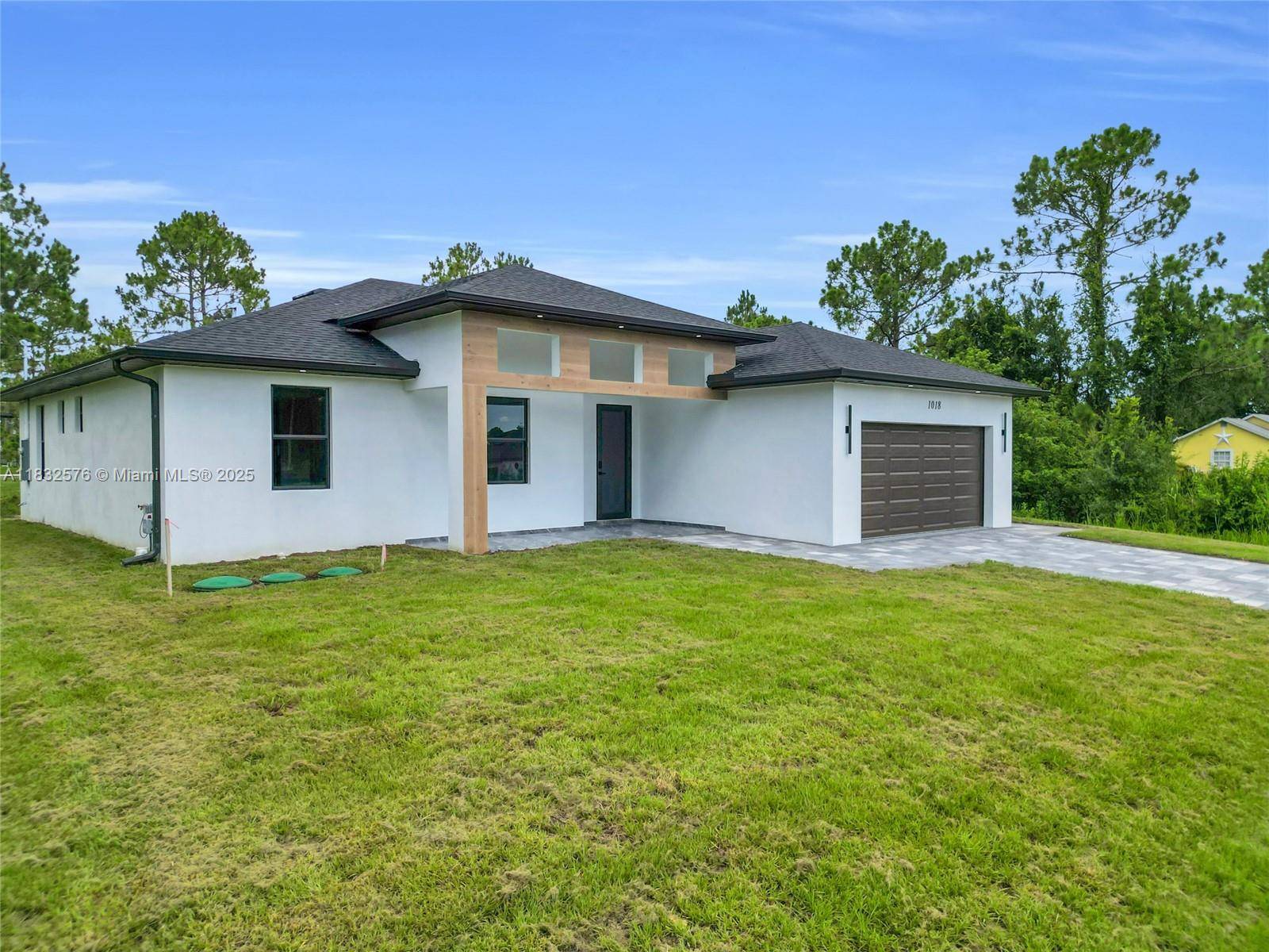 Lehigh Acres, FL 33972,1018 Calvin Ave