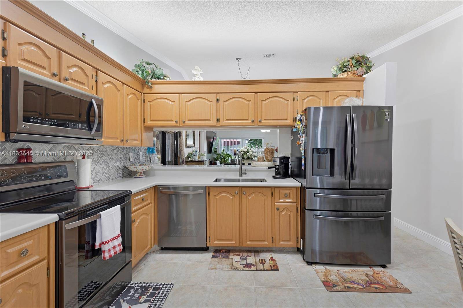 Deerfield Beach, FL 33064,5109 NW 11th Way