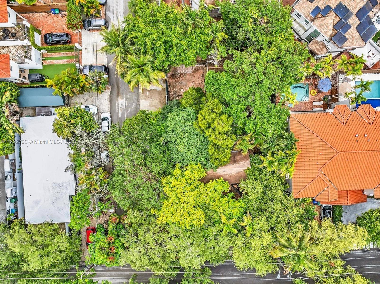 Miami, FL 33133,3041 Oak Ave