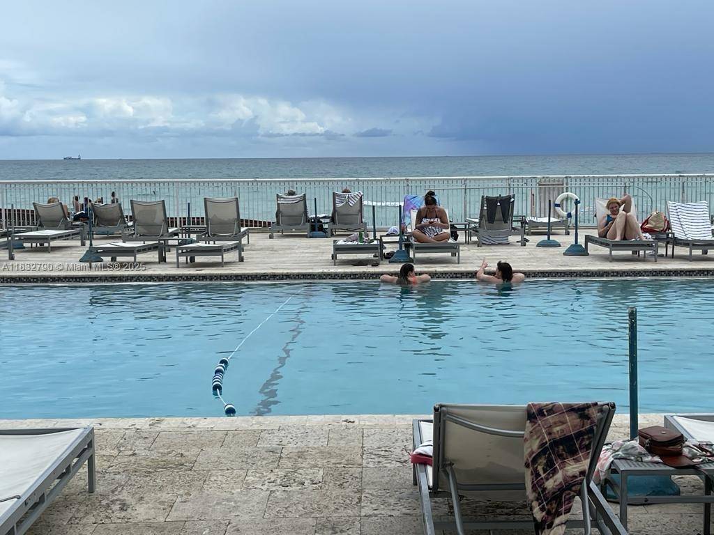 Sunny Isles Beach, FL 33160,19201 Collins Ave #717