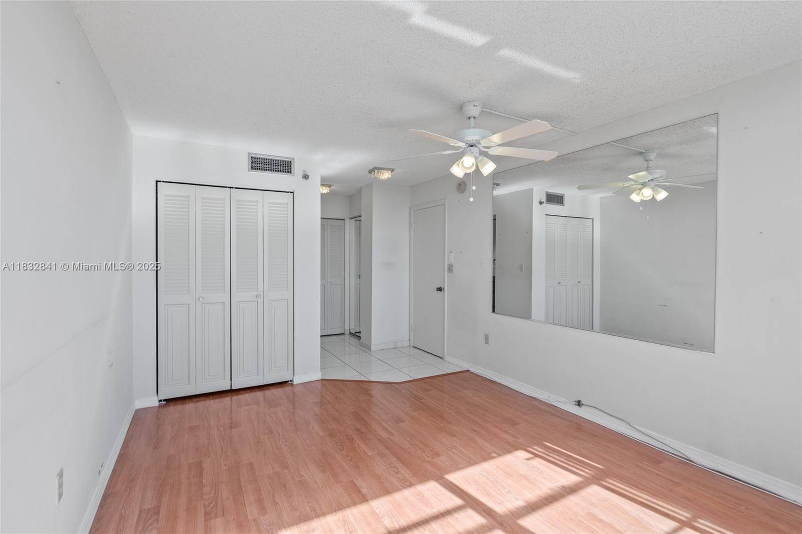Pembroke Pines, FL 33026,1200 Saint Charles Pl #PH7