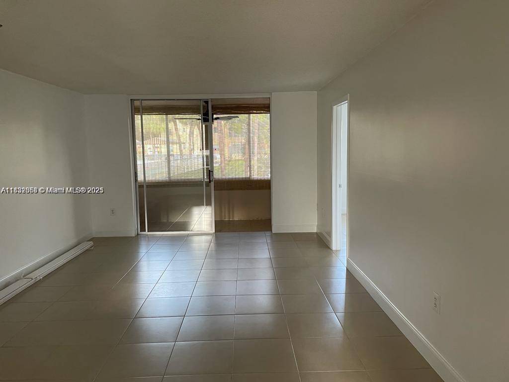 Sunrise, FL 33322,8325 Sunrise Lakes Blvd #104