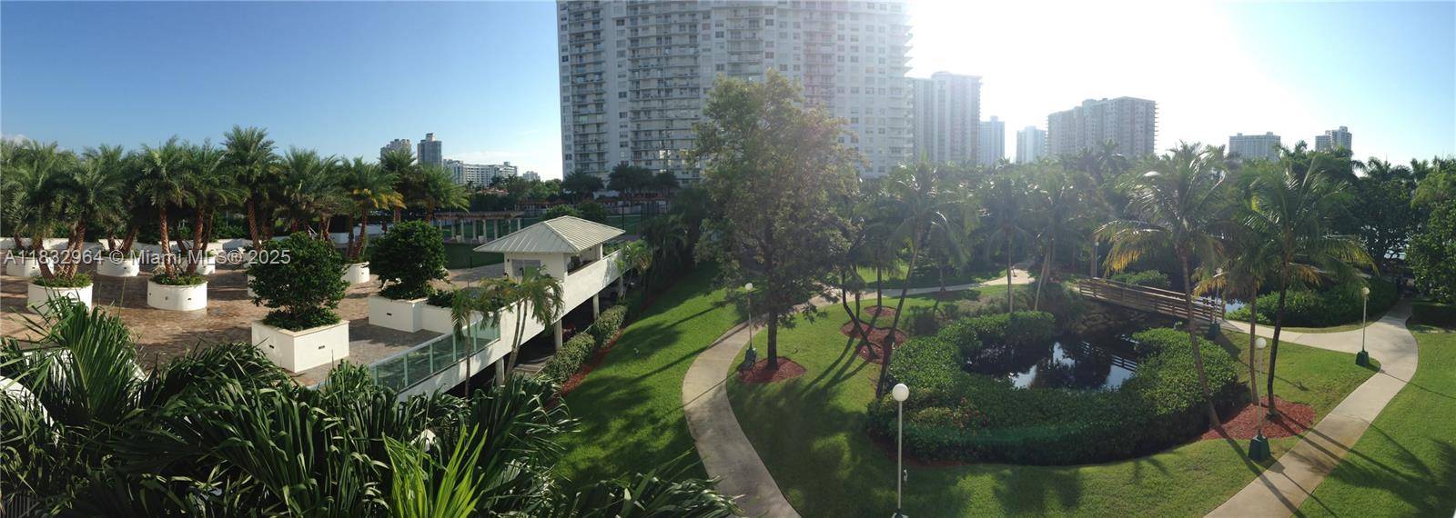 Aventura, FL 33160,2801 NE 183rd St #2009W