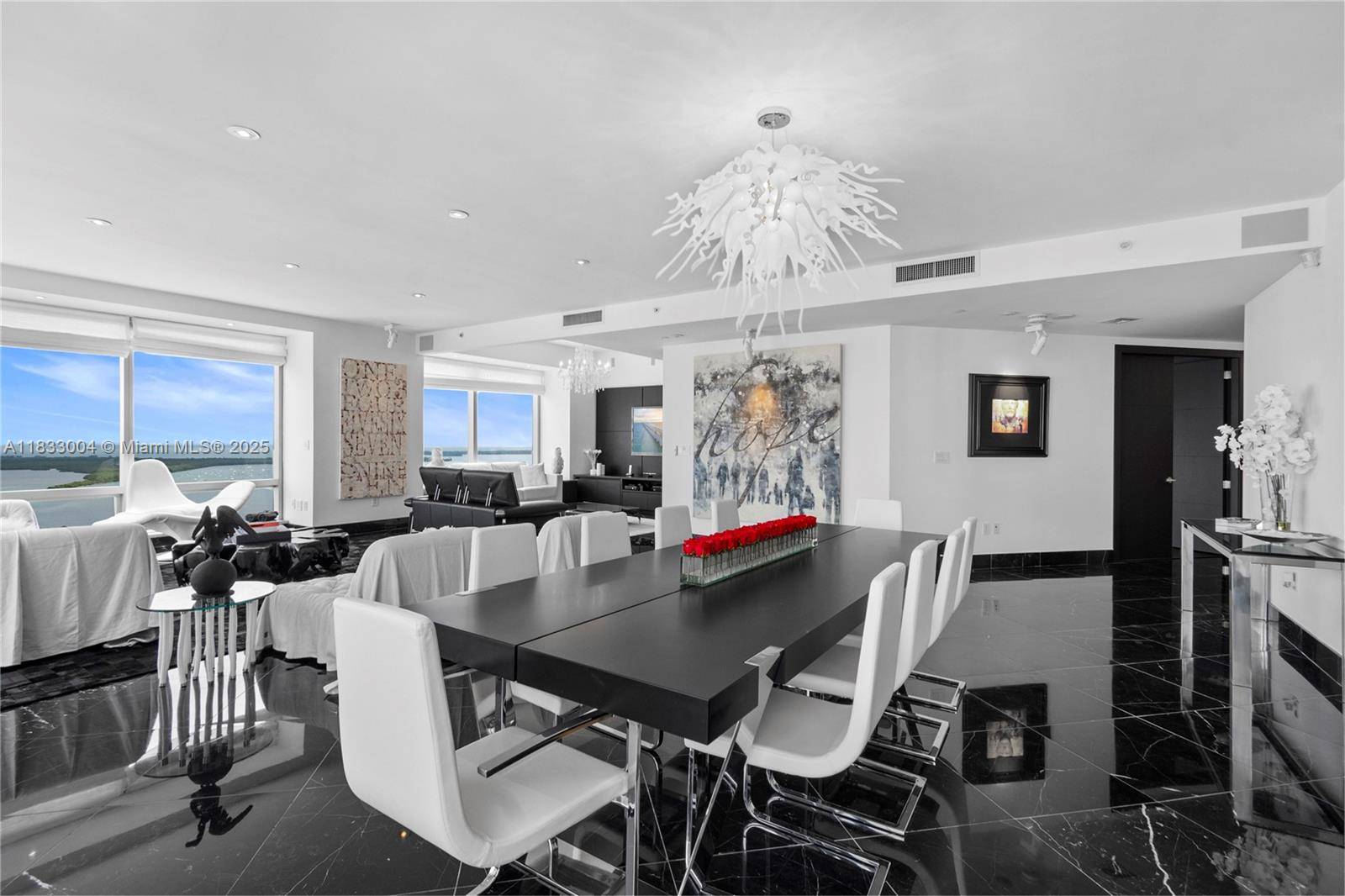 Miami, FL 33131,1425 Brickell Ave #42E