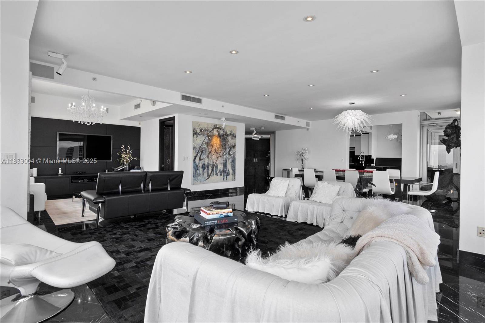 Miami, FL 33131,1425 Brickell Ave #42E