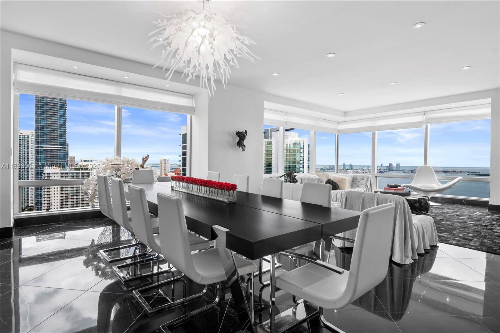 Miami, FL 33131,1425 Brickell Ave #42E