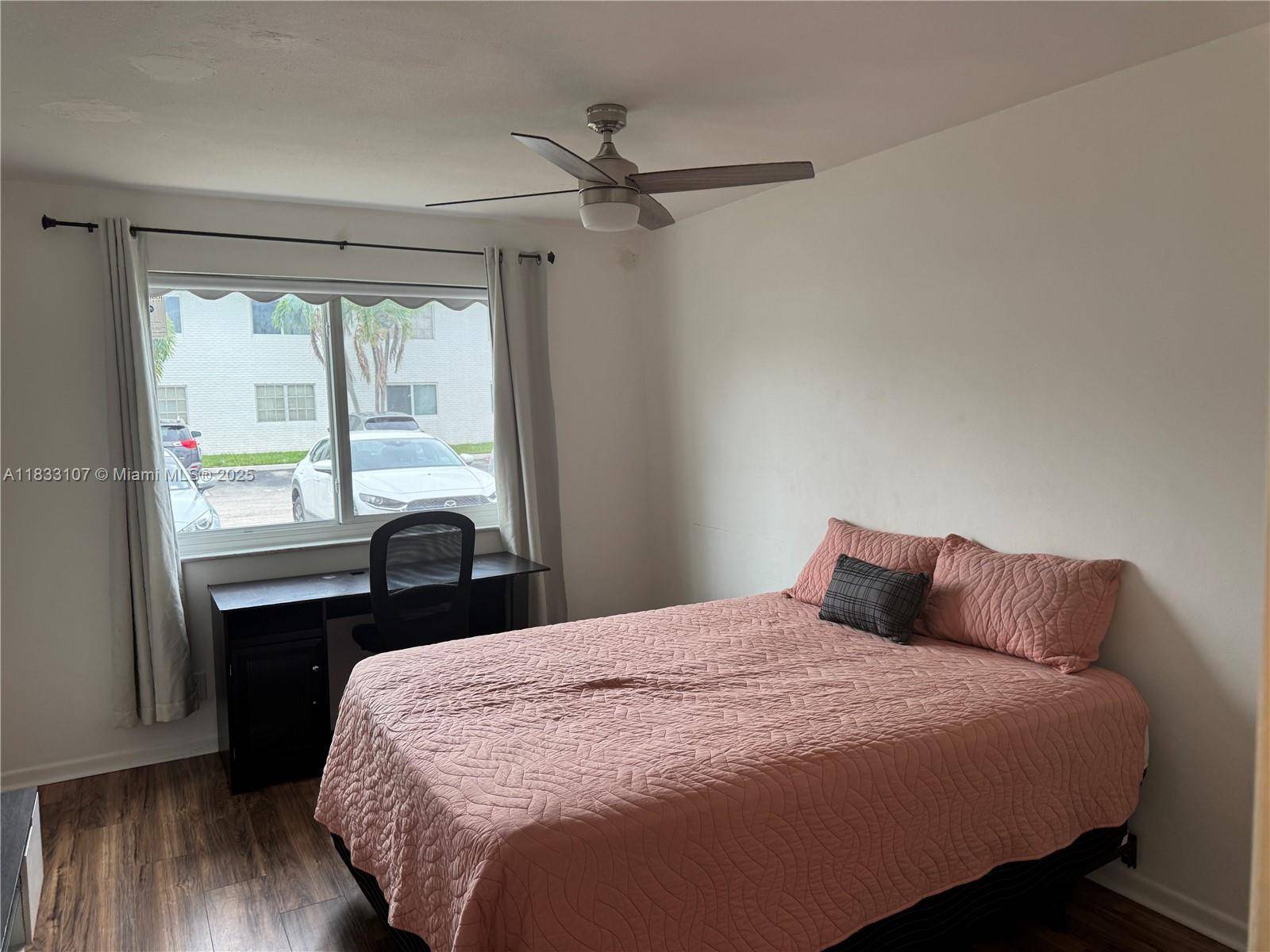 Fort Lauderdale, FL 33308,1821 NE 62nd St #405