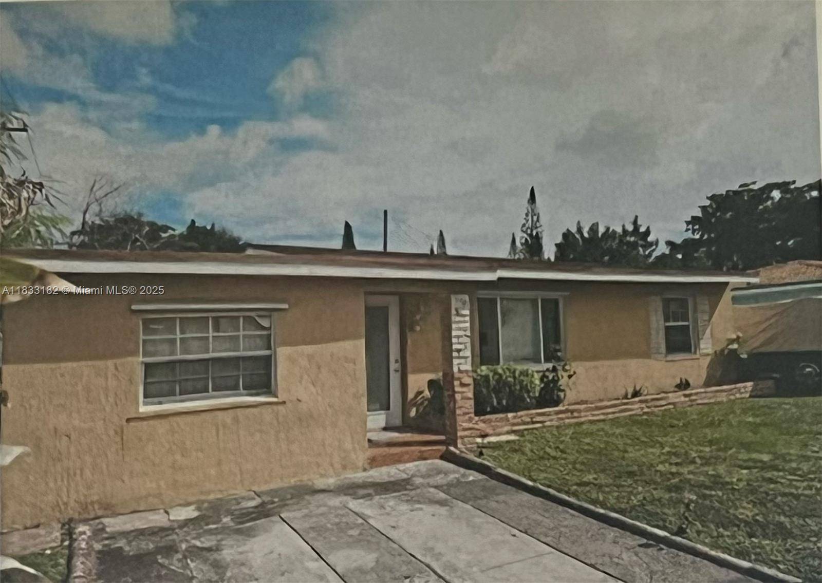 North Miami, FL 33168,12625 NW 1st Ct