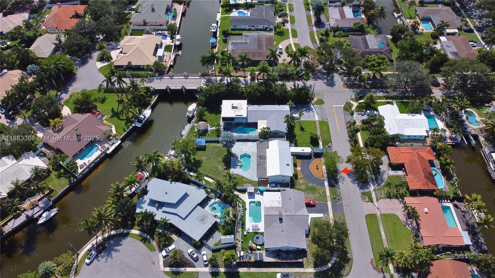 Plantation, FL 33317,5840 SW 19th St