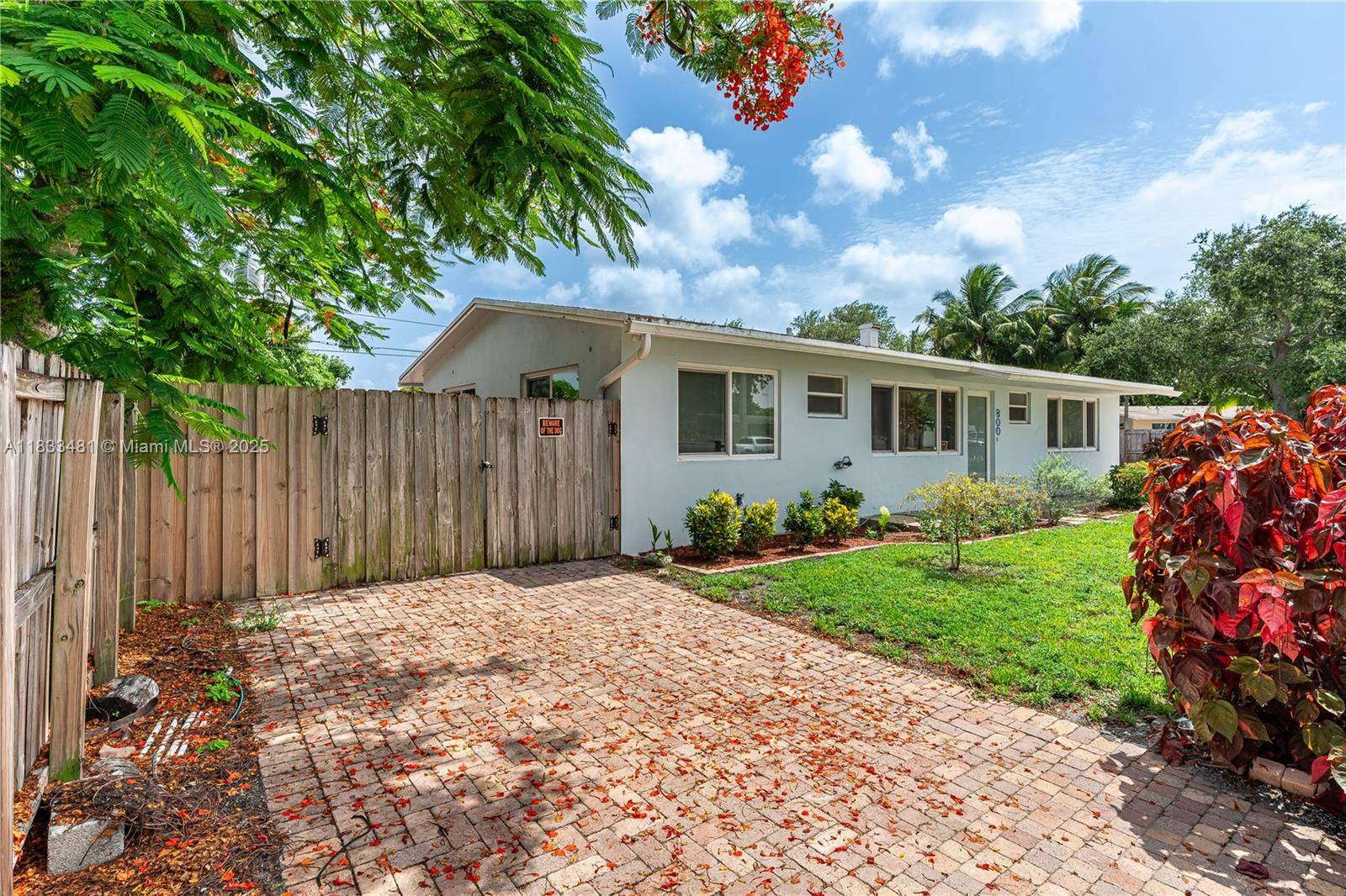 Pompano Beach, FL 33064,800 NE 24th St