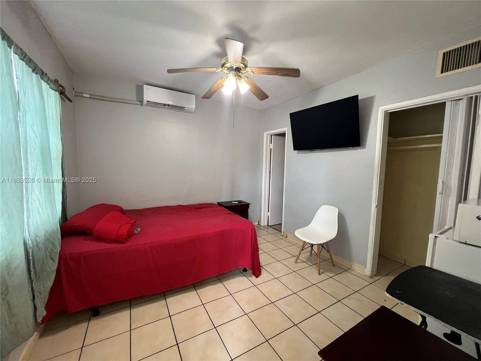Hialeah, FL 33010,275 W 16th St #0