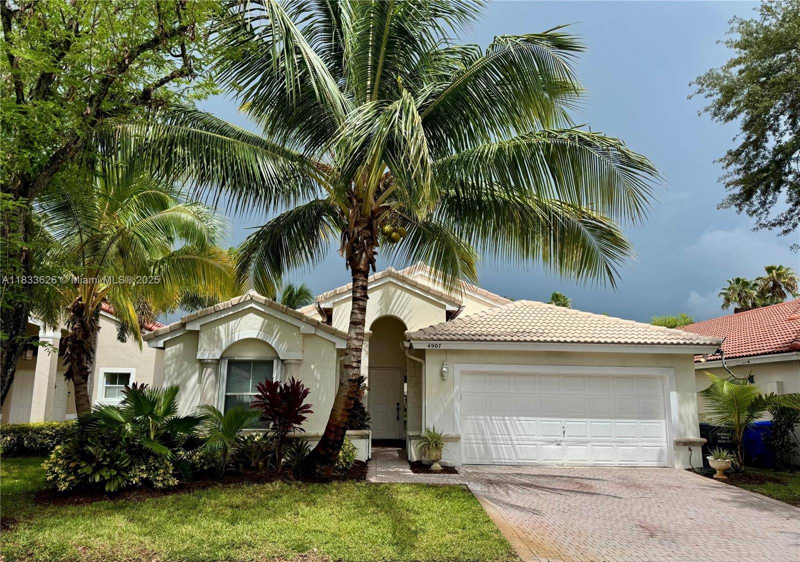 Hollywood, FL 33312,4907 SW 32nd Way