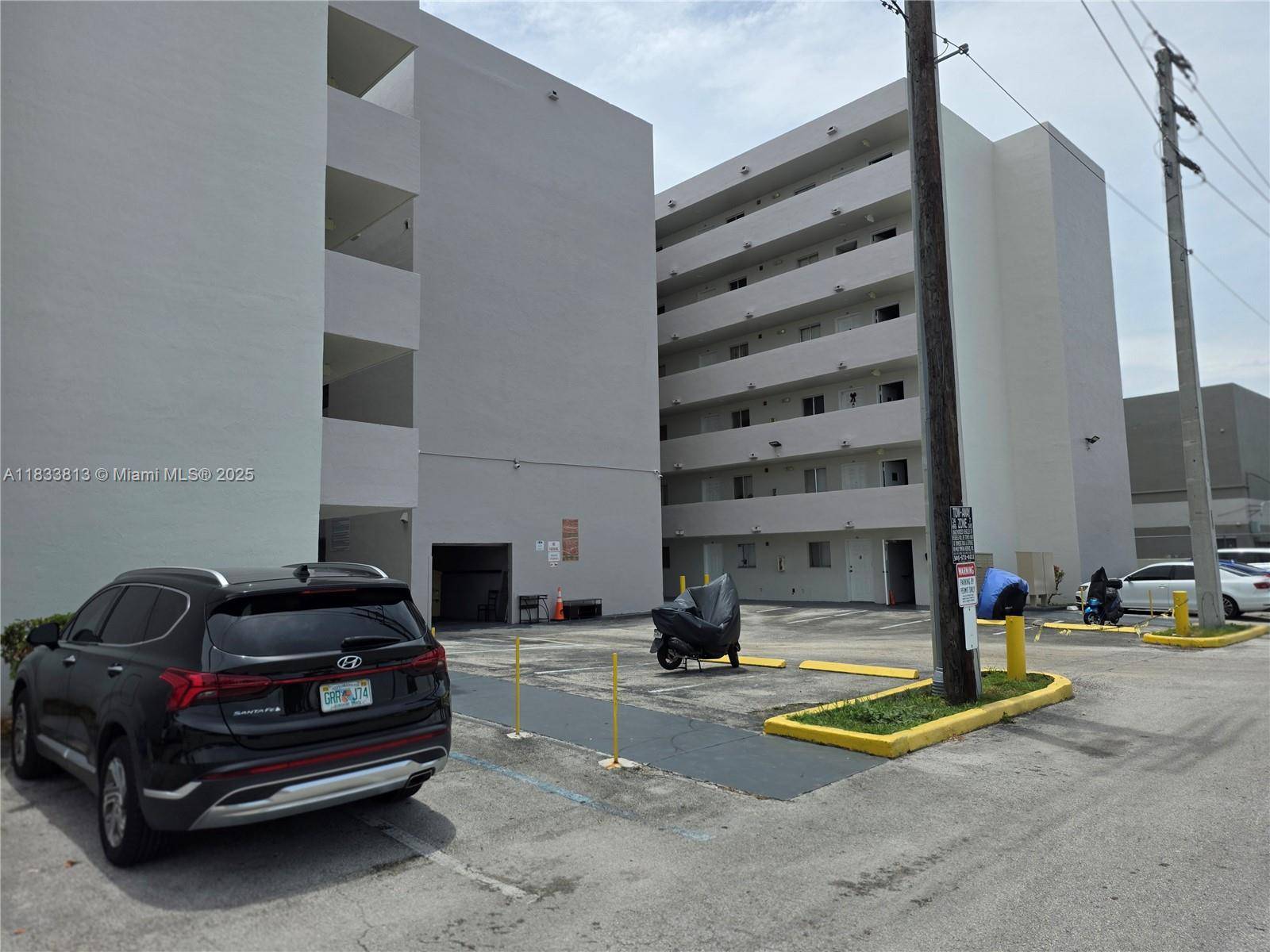 Hialeah, FL 33016,6060 W 21st Ct #501