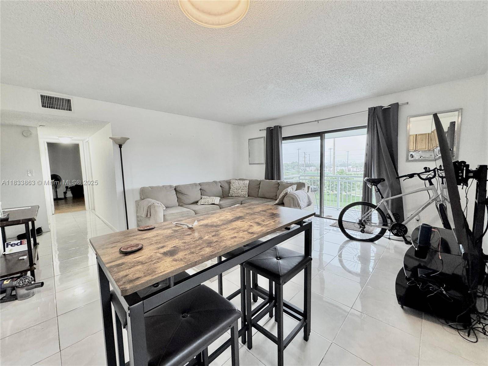 Plantation, FL 33324,505 S Pine Island Rd #407B