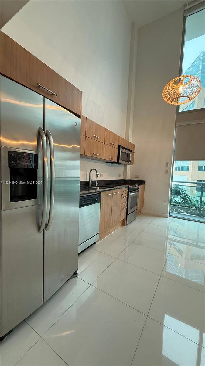 Miami, FL 33130,350 S Miami Ave #302