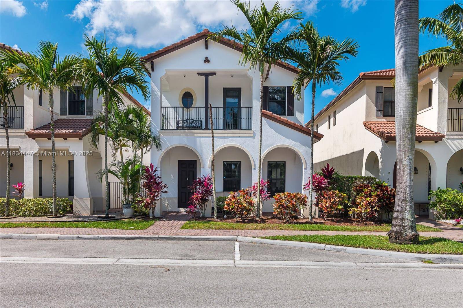 Cooper City, FL 33024,8298 NW 39th Ct