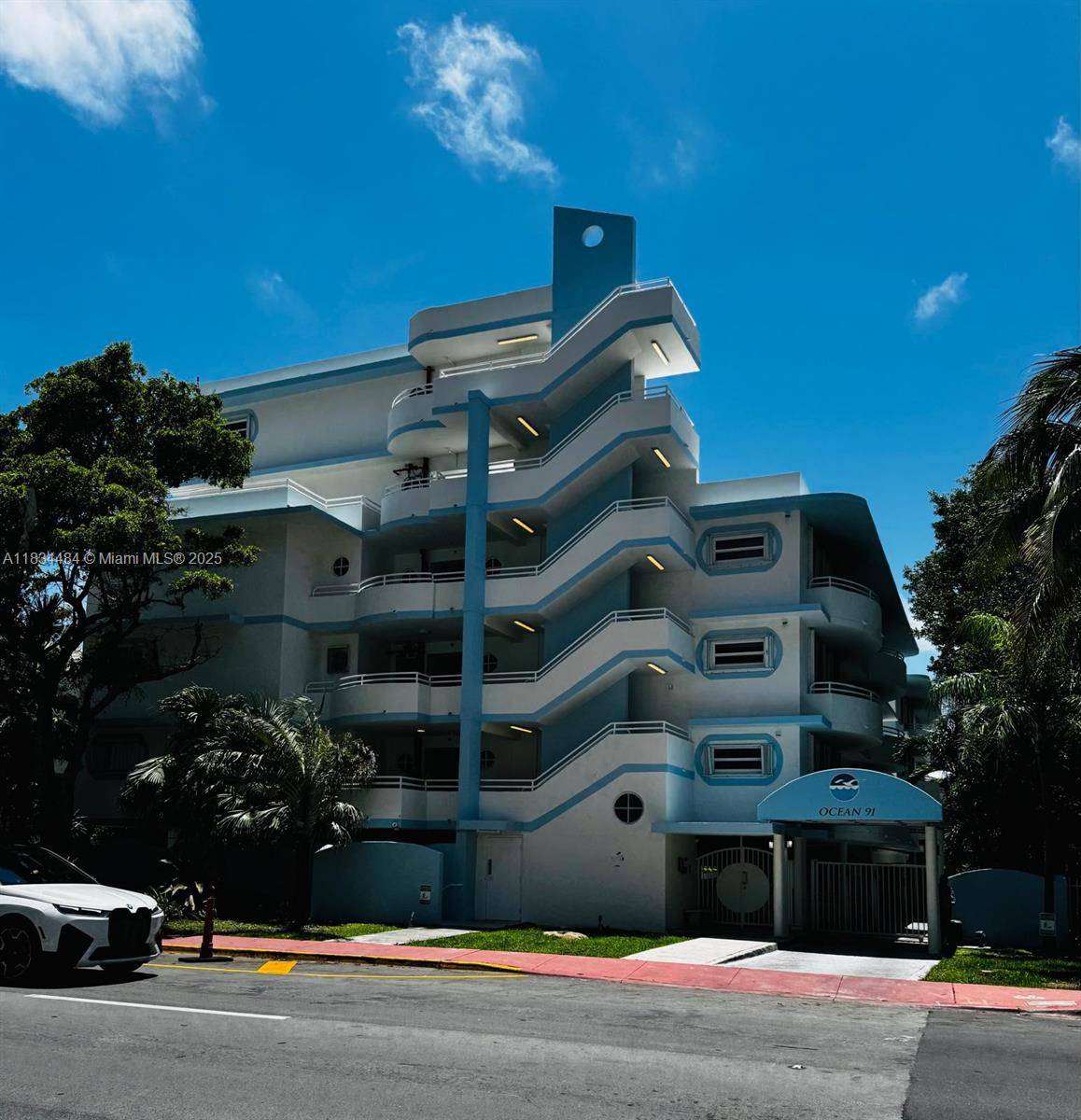 Surfside, FL 33154,9156 Collins Ave #310