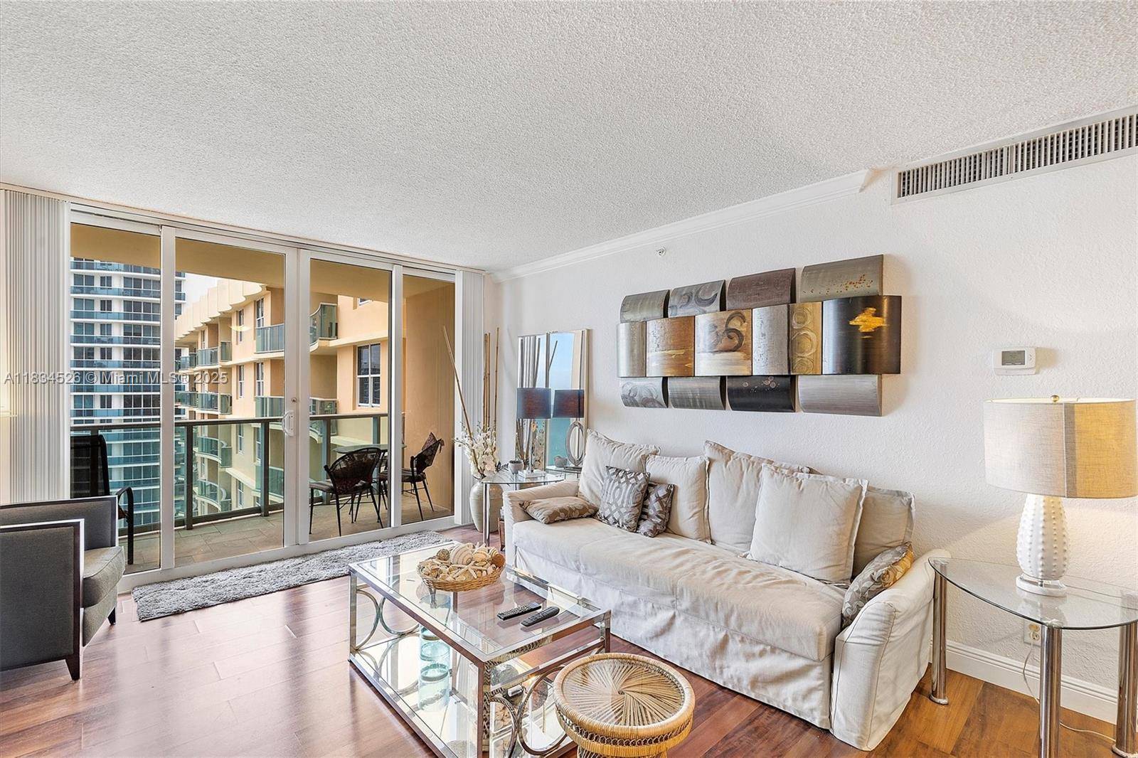 Hollywood, FL 33019,2501 S Ocean Dr #1618