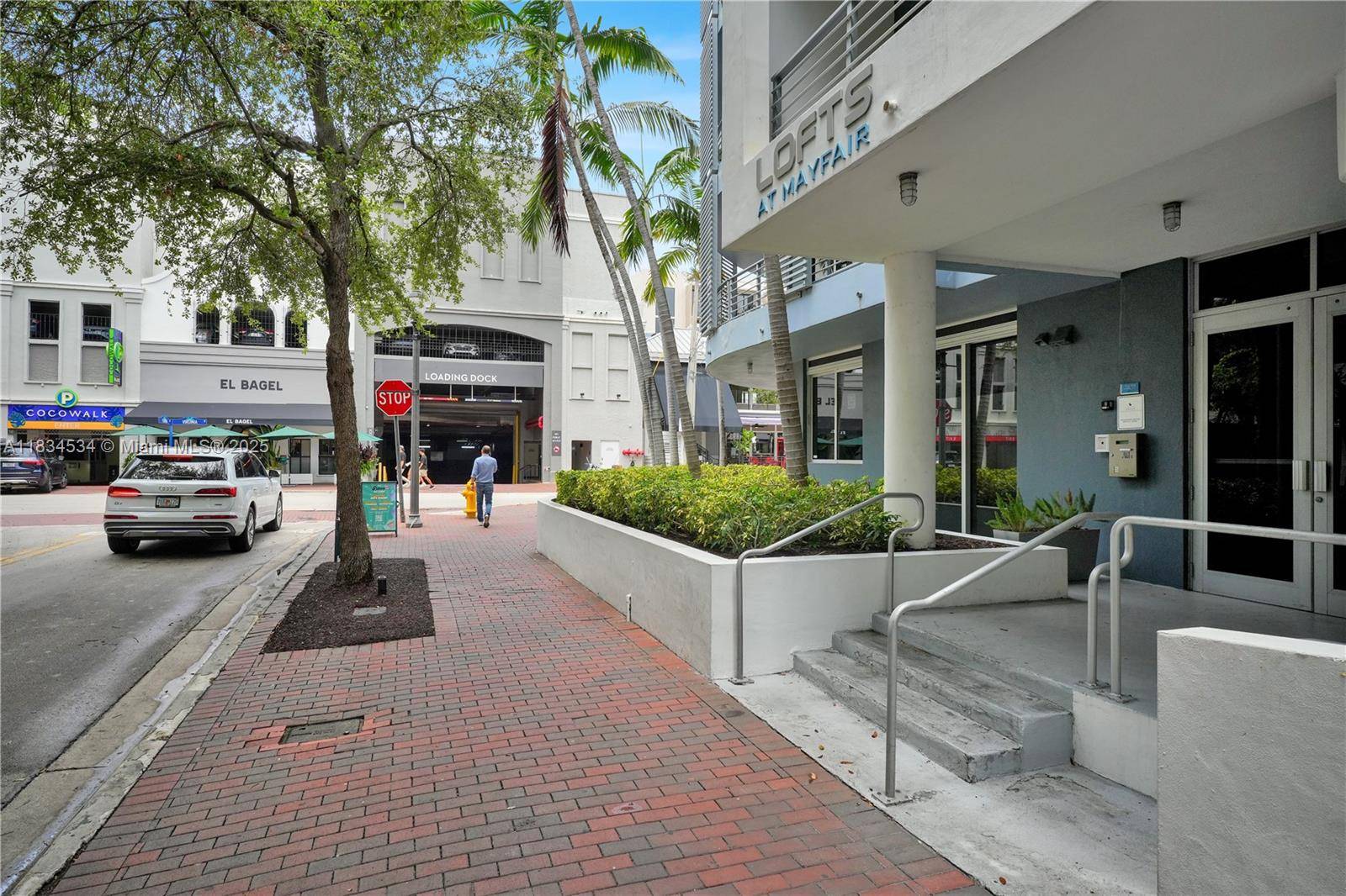 Miami, FL 33133,3339 Virginia St #PH-1