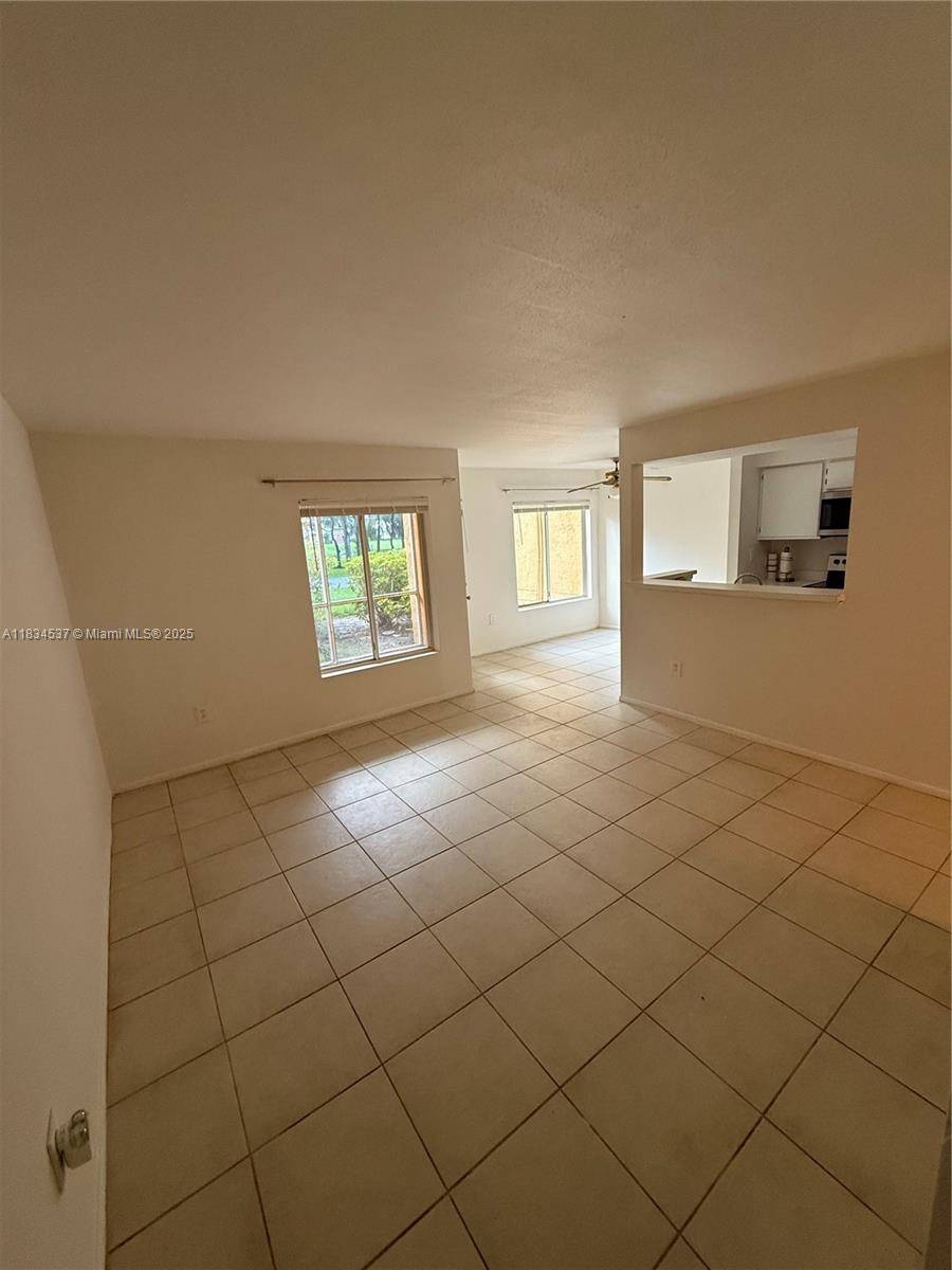 Oakland Park, FL 33309,2350 NW 33rd St #805