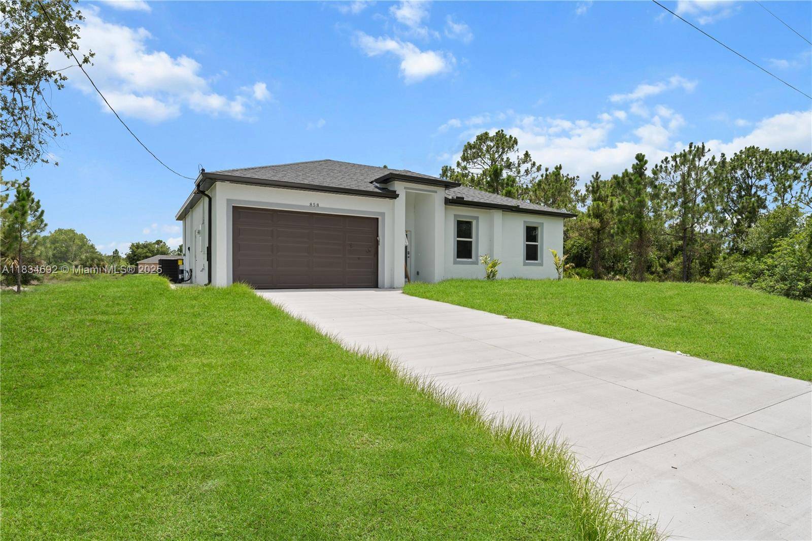 Lehigh Acres, FL 33974,858 PORTLAND ST E