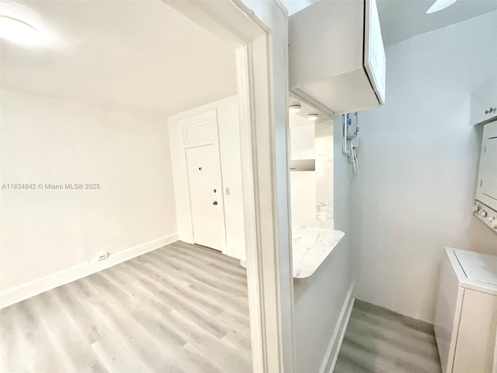 Coral Gables, FL 33134,124 Mendoza Ave #1A