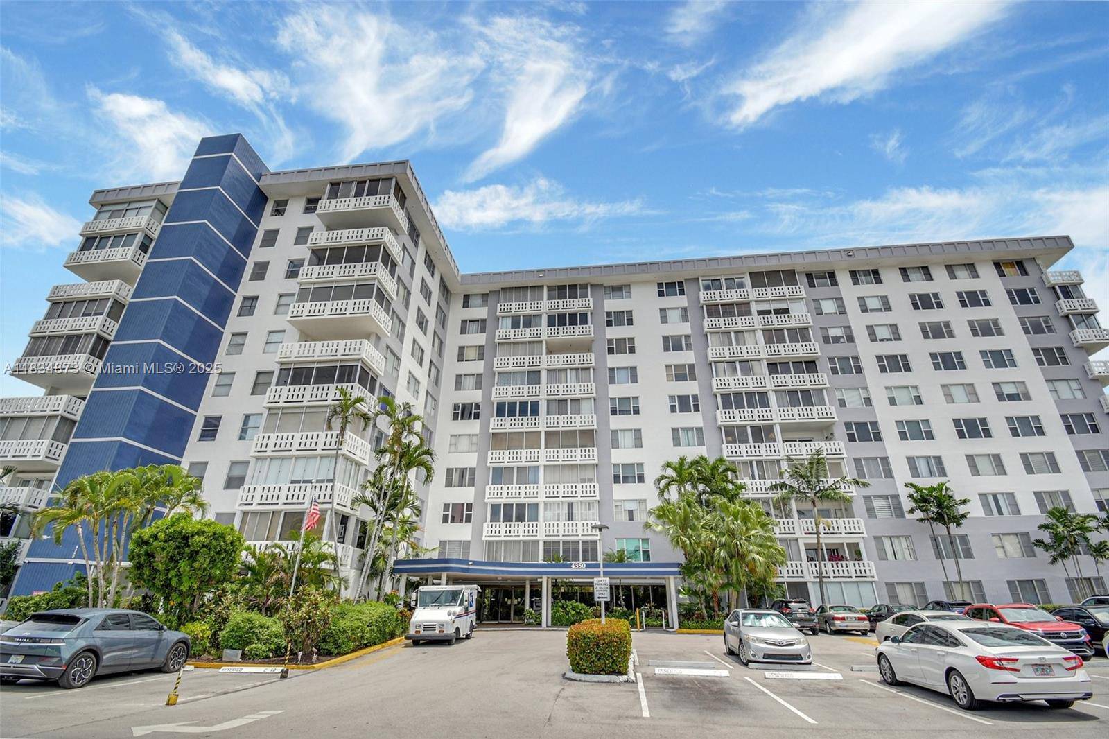 Hollywood, FL 33021,4350 Hillcrest Dr #306