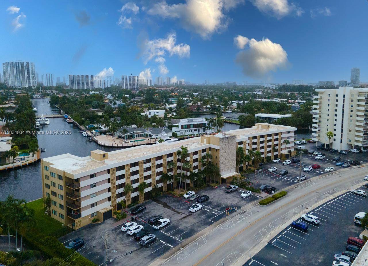 Hallandale Beach, FL 33009,301 Golden Isles Dr #502