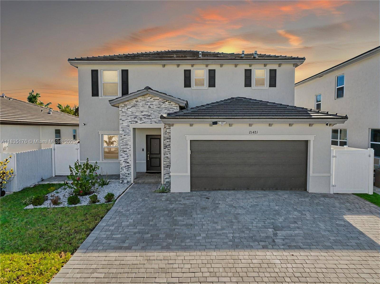 Miami, FL 33177,21421 SW 127th Ct