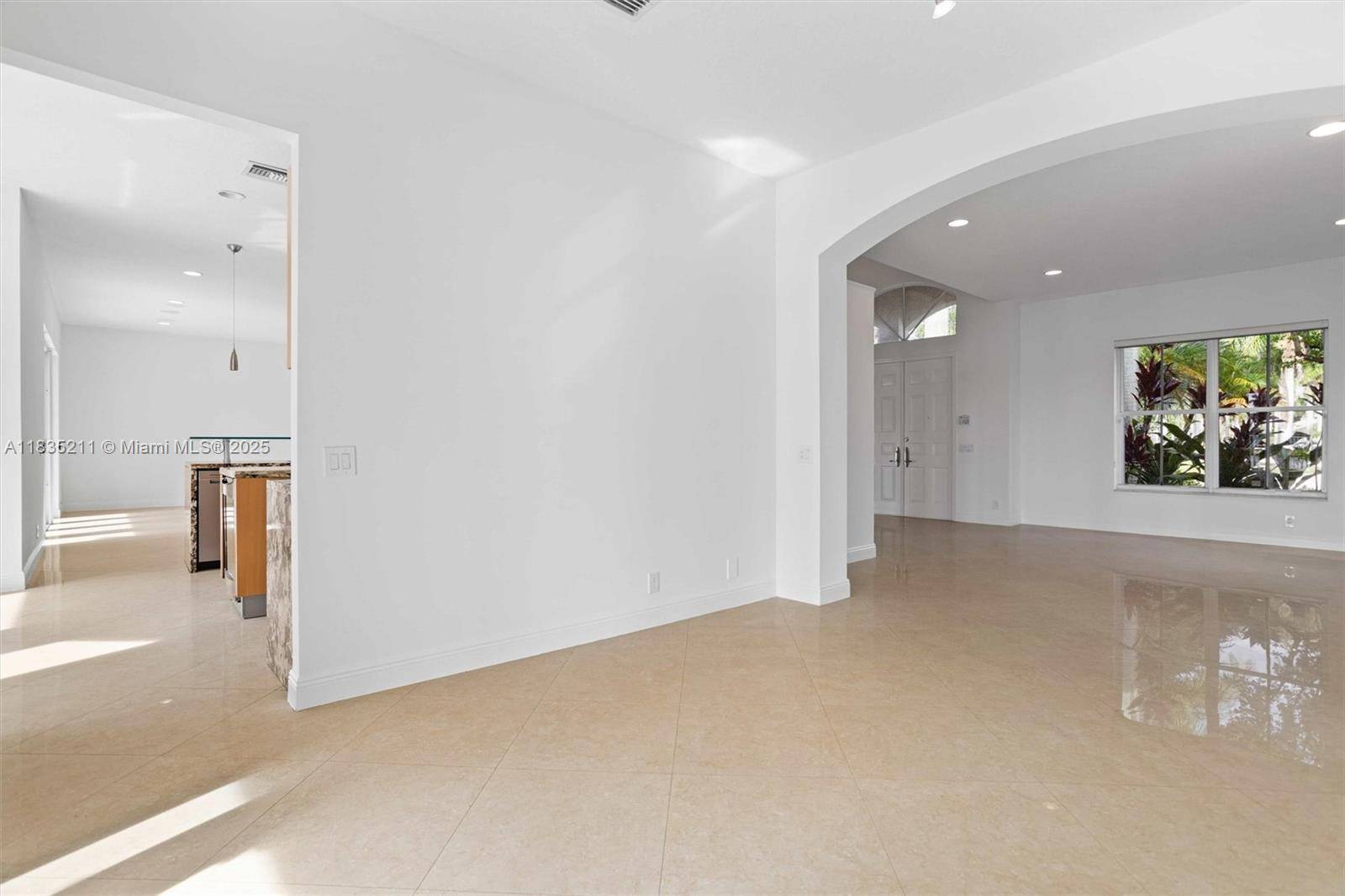 Weston, FL 33327,926 Marina Dr #926