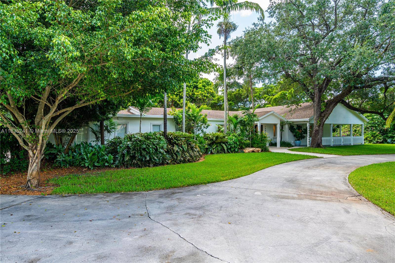 Miami, FL 33176,10821 SW 92nd Ave
