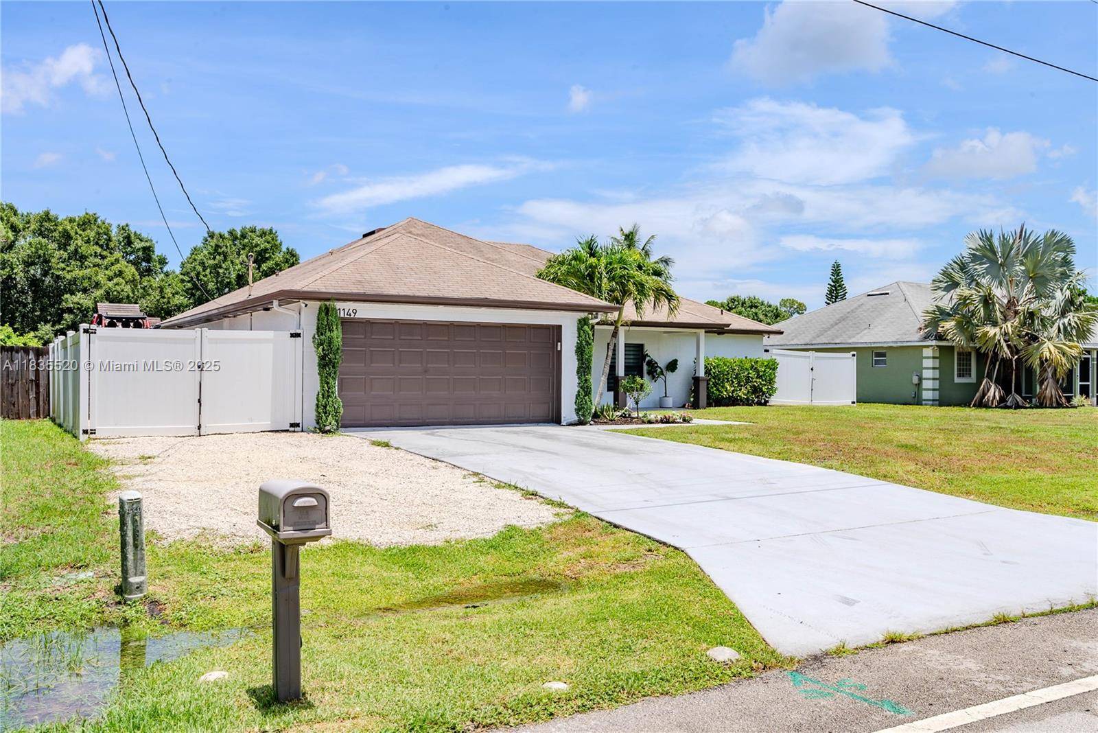 Port St Lucie, FL 34983,1149 SE Sandia Dr