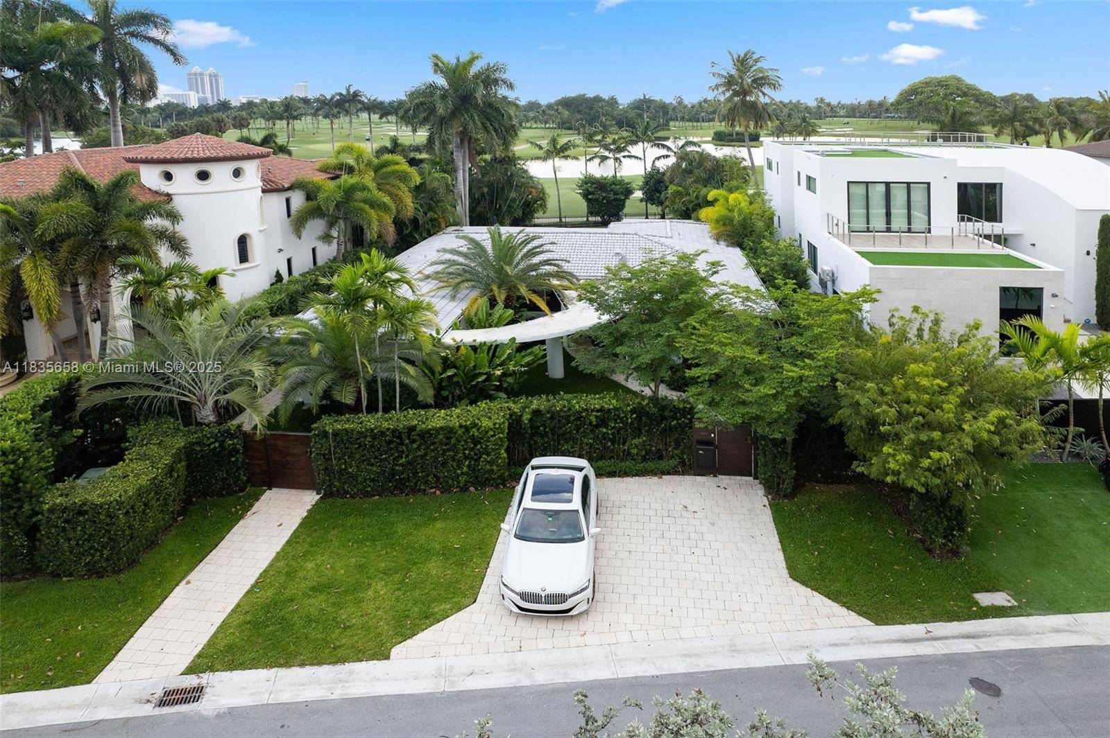 Miami Beach, FL 33140,440 W 62nd St