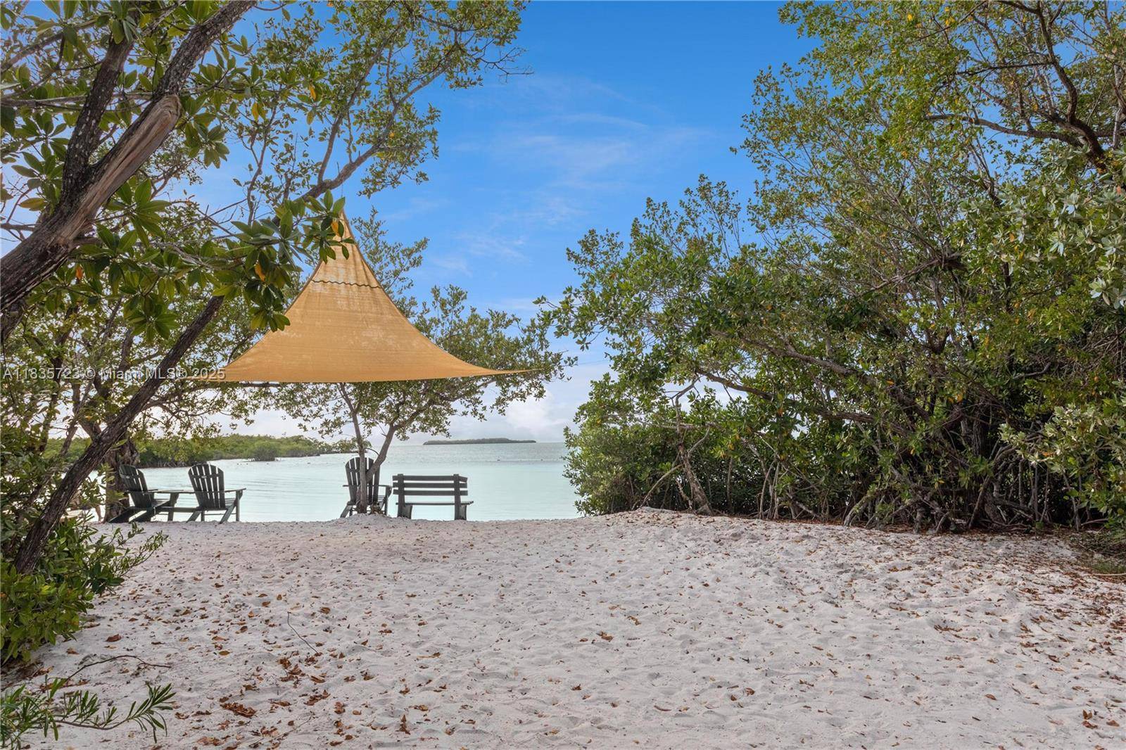 Key Largo, FL 33037,4 Meridian Ave