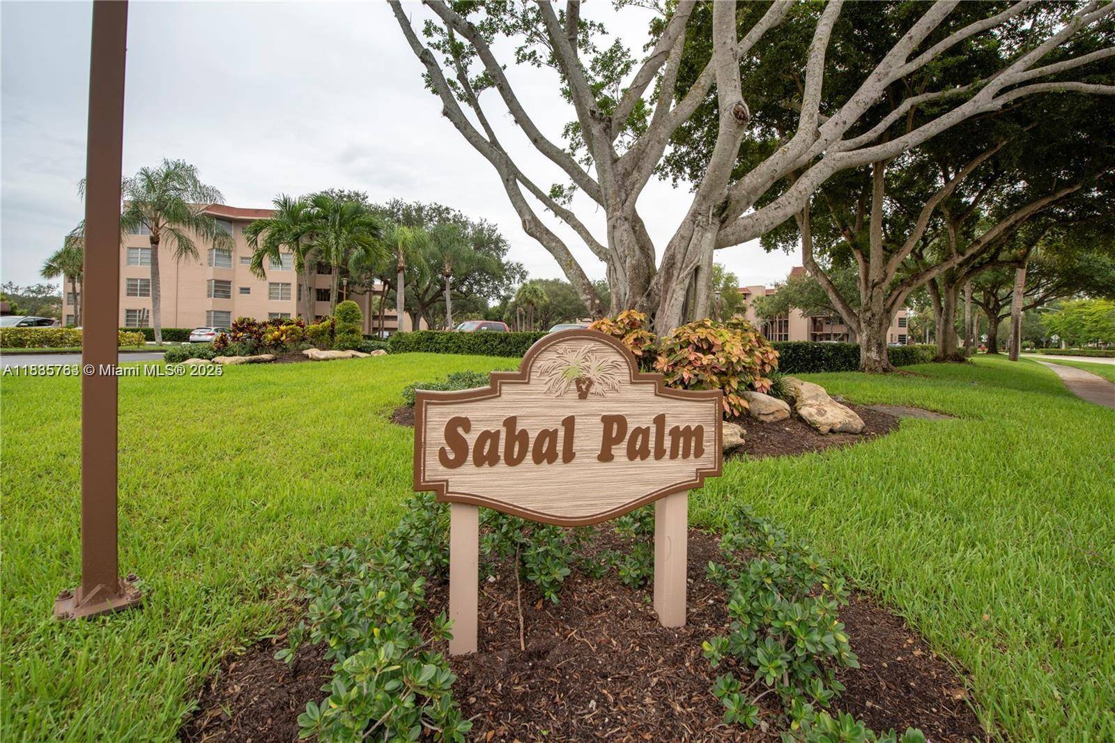 Davie, FL 33324,1911 Sabal Palm Dr #304